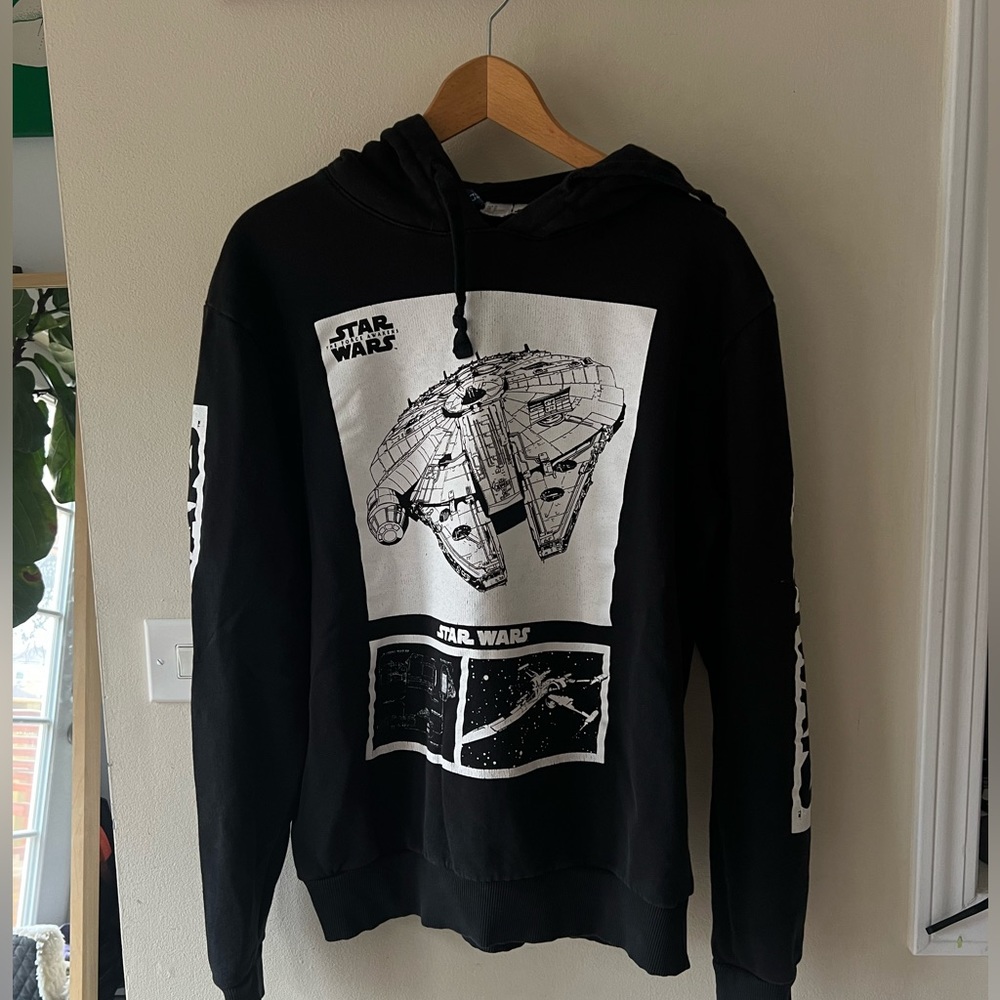 Star Ward pullover hoodie